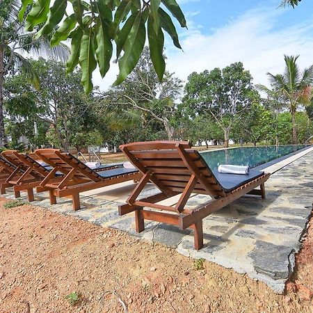 Dambulla Hills Resort Екстер'єр фото